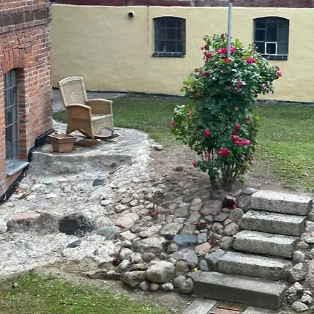 Urlaub In Einer Historischen Wassermühle An Der Trave