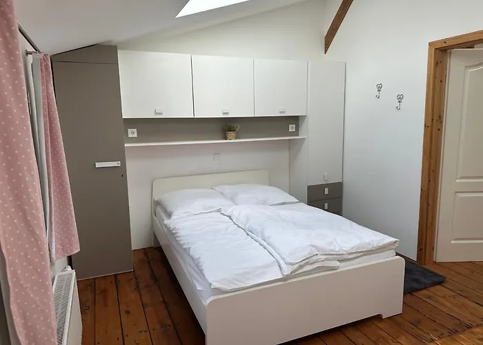 Appartement Urlaub In Einer Historischen Wassermuehle An Der Trave *